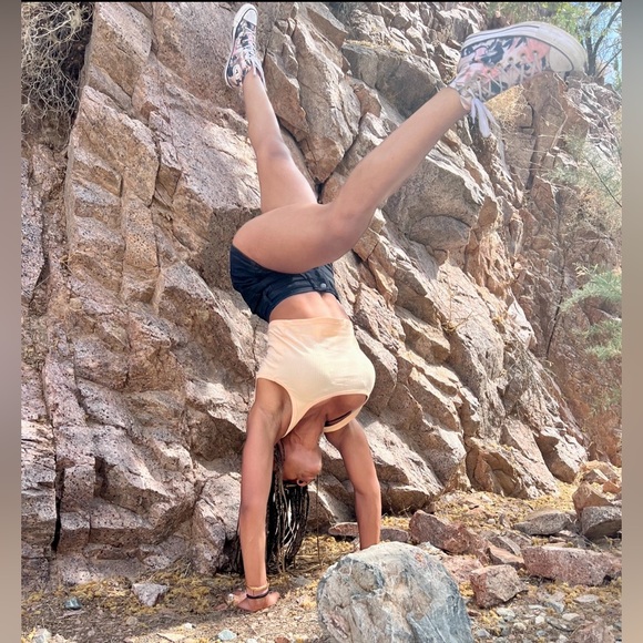 Welcome to my closet. 😘 - Picture 9 of 9